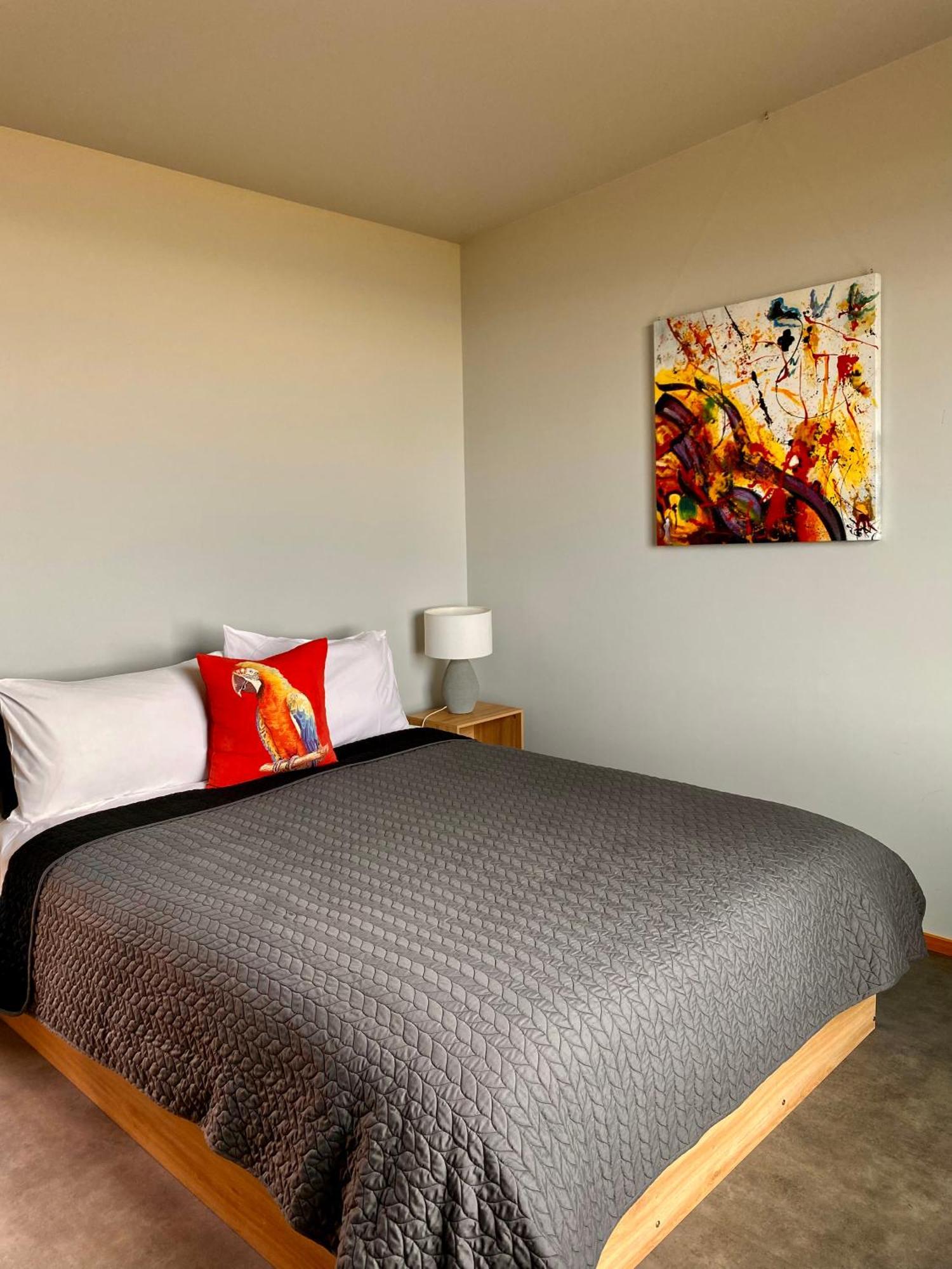 “The Cliffs” Humpridge View Motels Tuatapere Ngoại thất bức ảnh